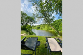 Cabin by the river Dubysa!